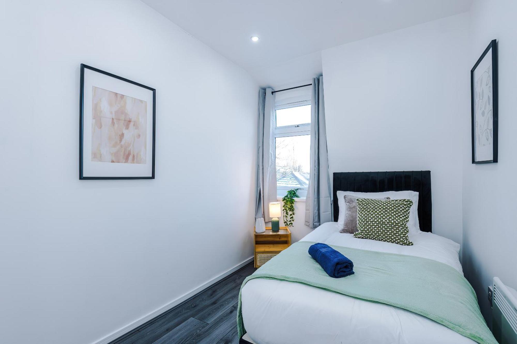 Comfort Style Brand New Selly Oaks Apartment Birmingham Bilik gambar