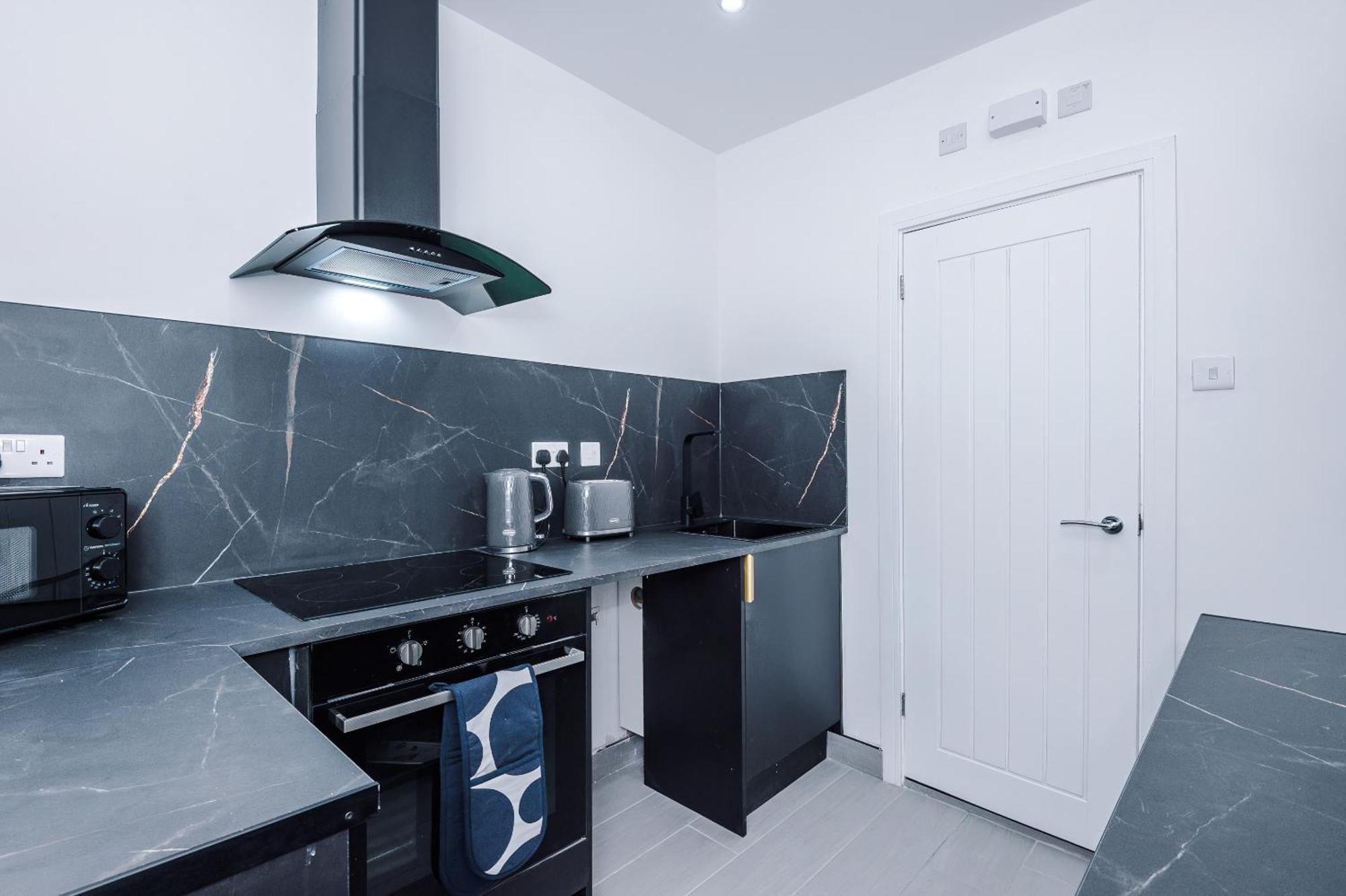 Comfort Style Brand New Selly Oaks Apartment Birmingham Bilik gambar